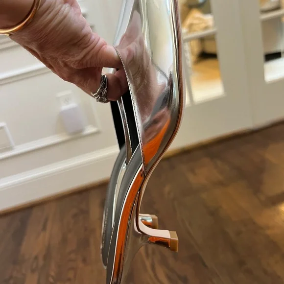 NWT and bags Reformation kitten heel mule in silver mirror! Size 9 (runs small) - Picture 5 of 8